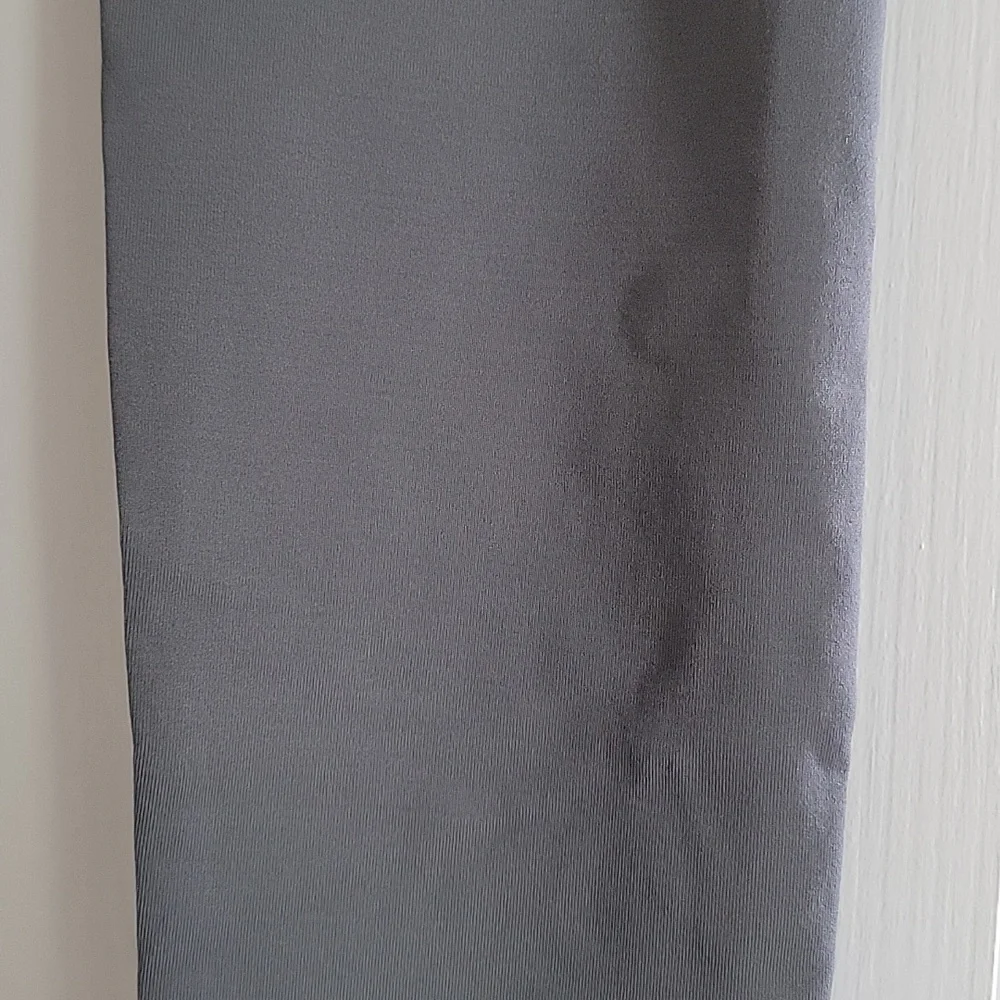 Gymshark Fit Leggings - Picture 2 of 4